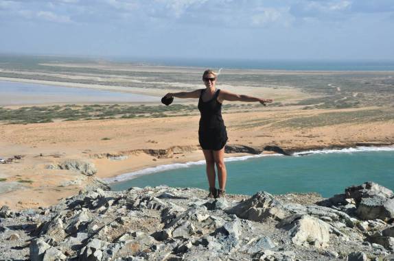 A incrível beleza da paisagem vista do topo do Pilón de Azucar, perto de Cabo de La Vela, litoral ocidental da península de La Guajira, na Colômbia